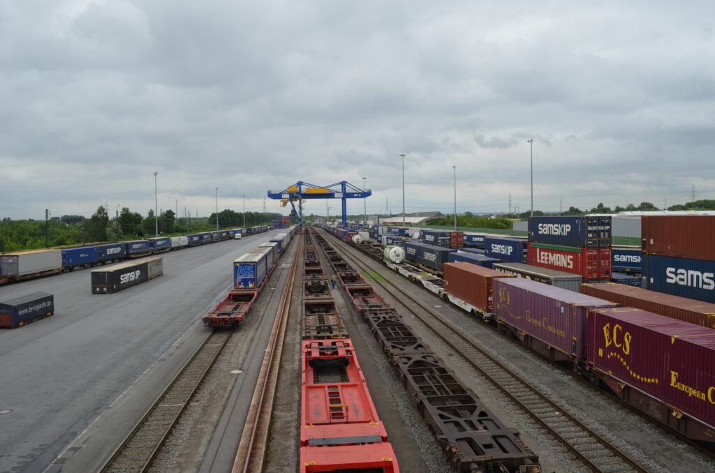 FlexRailUnit