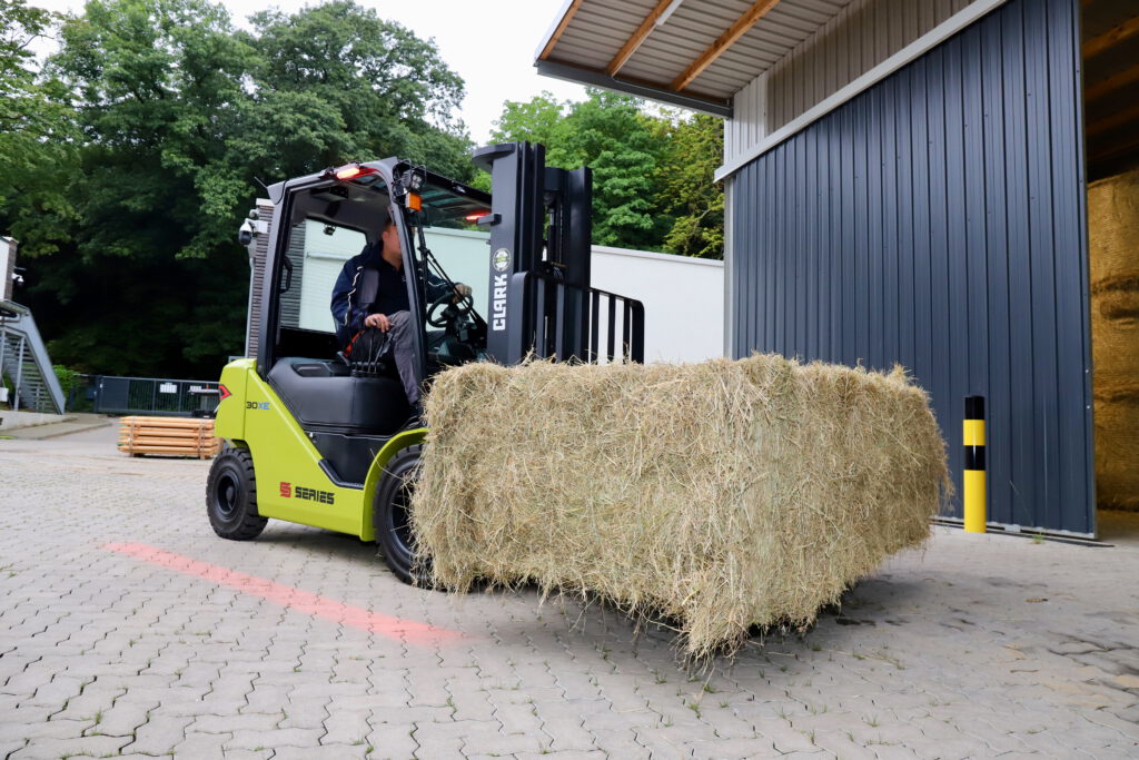 Elektrostapler im Härtetest